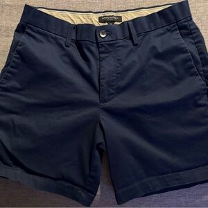 Banana Republic Men's Navy 7” Shorts